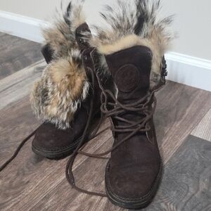 Bally Men's Brown Leather Boots with Fur Trim